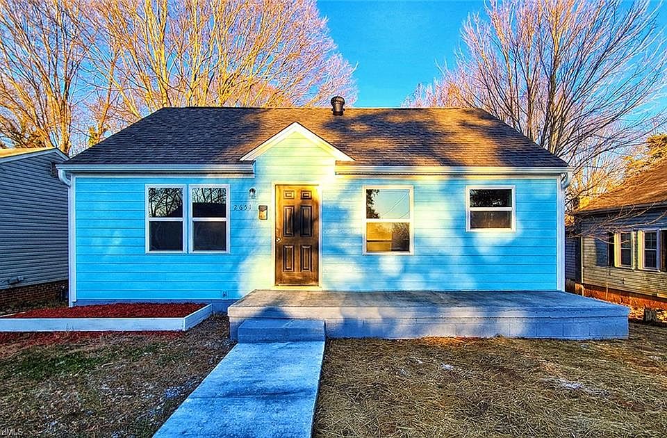 1st image of 2651 Dudley St