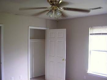 5th image of 116 Northaven St