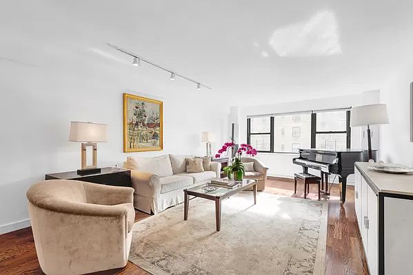 1st image of 11 E 86th St #14C