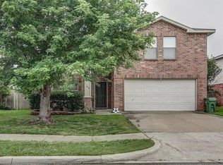 810 Ericville Dr, Arlington, TX 76001