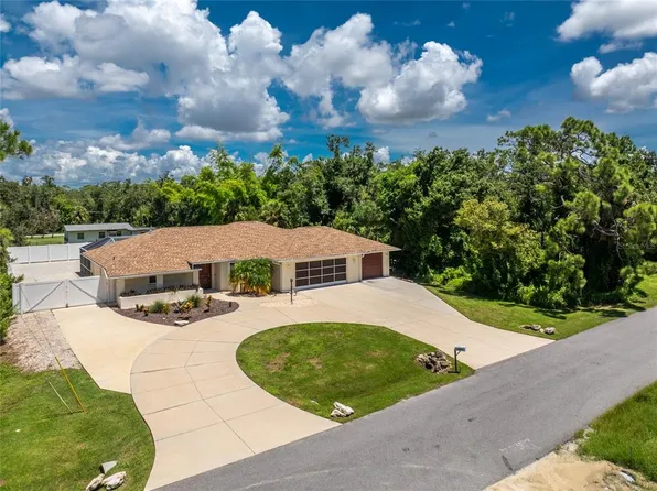 1600 Thomas St, Englewood, FL 34223