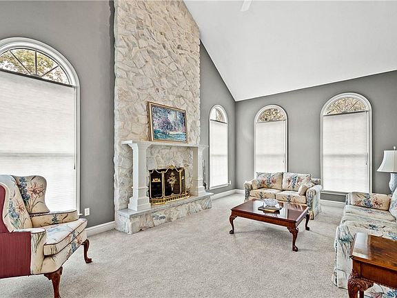 5th image of 2177 Chardonnay Cir