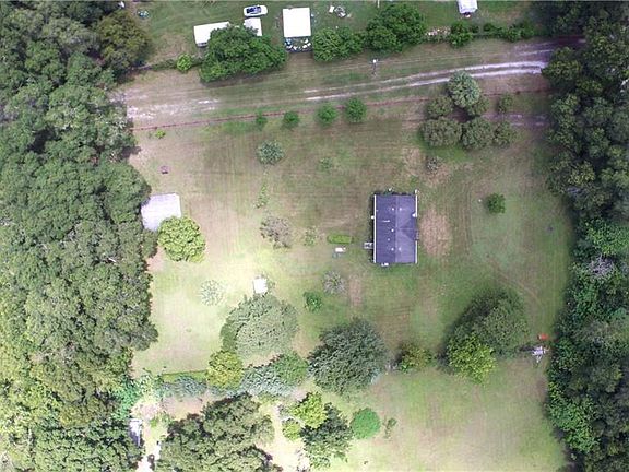 4th image of 2875 E Highway 329