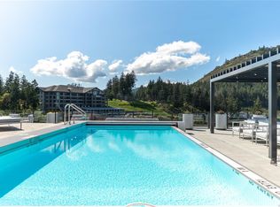 2000 Hannington Rd #1006, Langford, BC V9B6R6