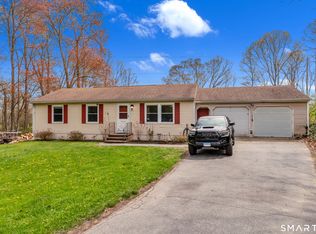 9 Sunnieside Court, Waterford, CT 06385