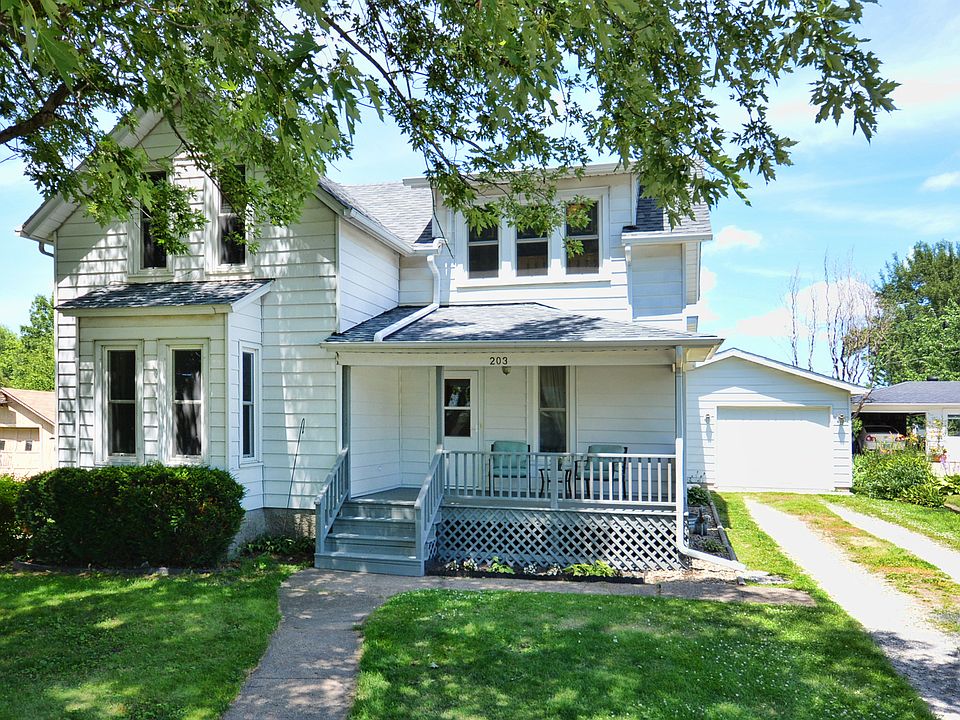 1st image of 203 E Jefferson St