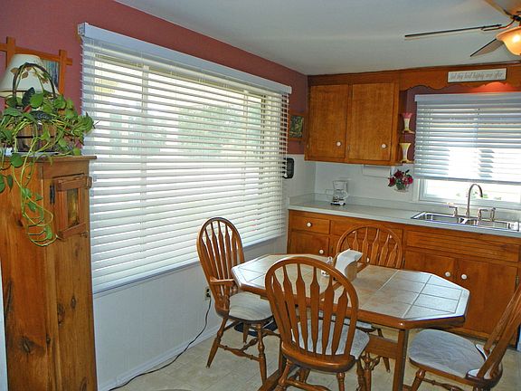 Kitchen, custom blinds stay!