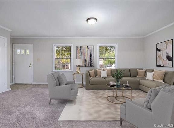 2nd image of 426 Fairfax Dr