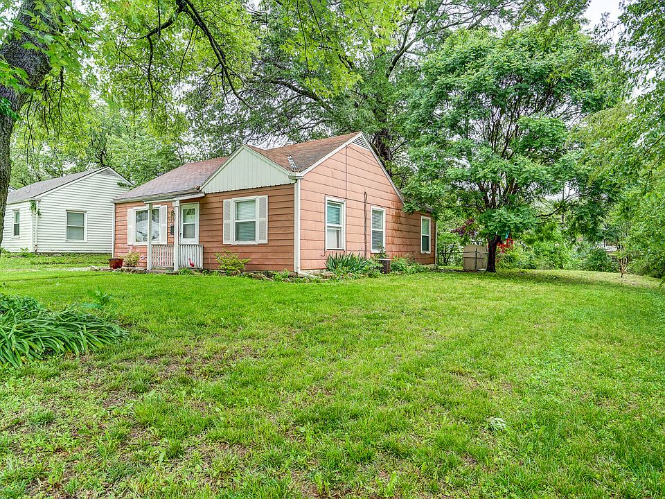1st image of 2857 Highland Dr