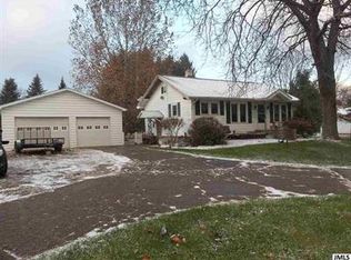 7022 Bunkerhill Rd, Jackson, MI 49201