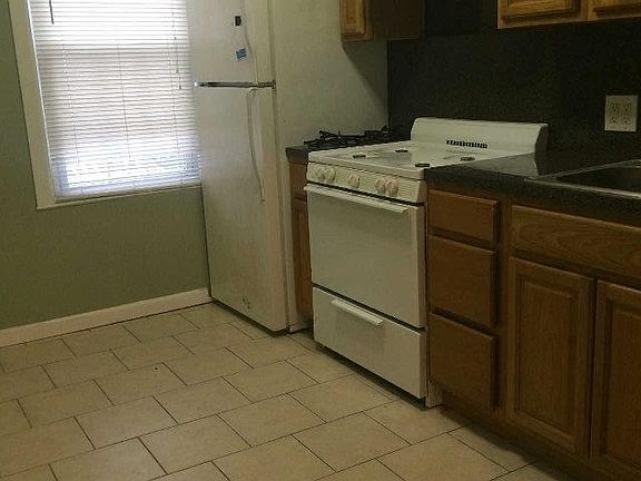 4th image of 11718 Rockaway Blvd