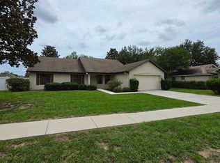 4659 Treasure Cay Rd, Tavares, FL 32778