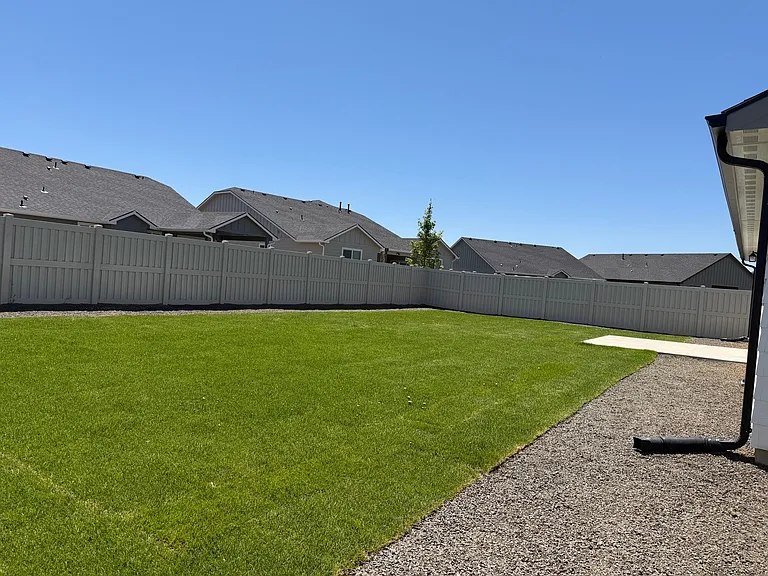 11135 Bluefield Dr — Photo 13