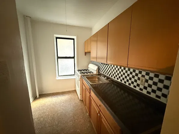 178-65 Wexford Terrace #3, photo 3