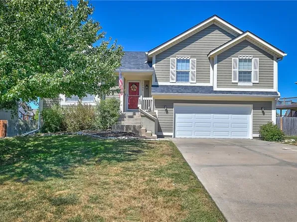 20090 Crestone St, Spring Hill, KS 66083