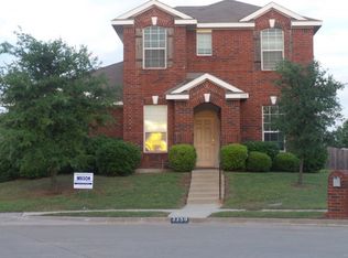 3350 Heavenly Way, Dallas, TX 75237