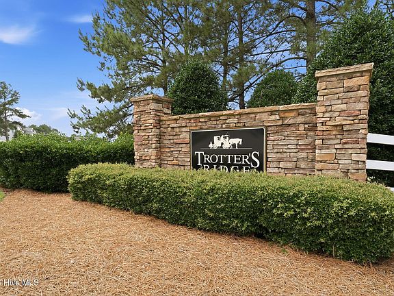 2nd image of 38 Darley Court