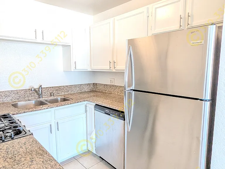 3395 S Vinton Ave #204 — Photo 14