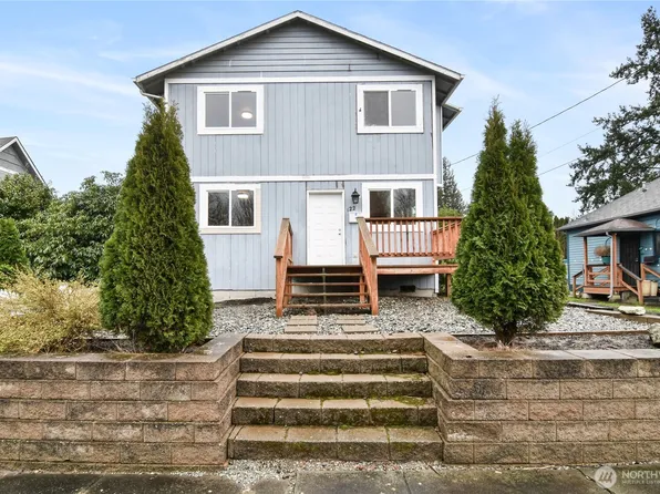 122 S Baker Street, Mount Vernon, WA 98273