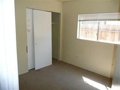4th image of 5385 Carrington Cir