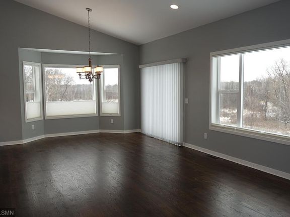 4th image of 27XX Churchill St