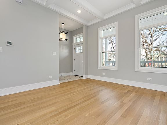 5th image of 1646 N Kimball Ave