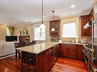 837 W Wrightwood Ave #2 — Photo 3