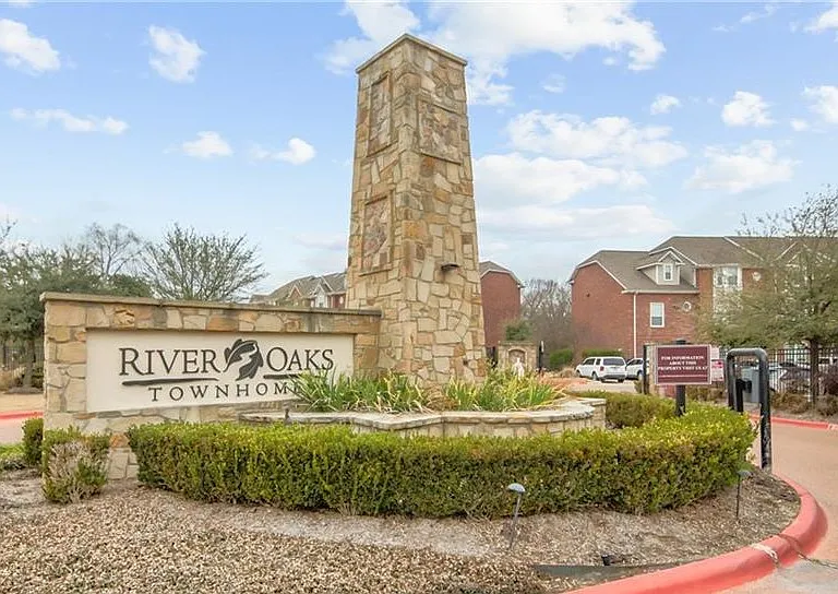 305 Holleman Dr E #1503 — Photo 1