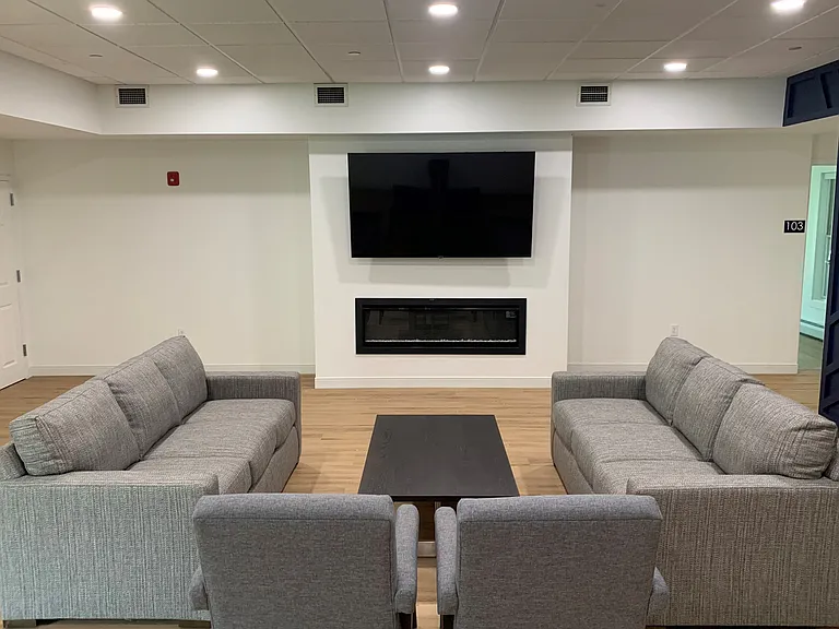 Chase Commons — Photo 21