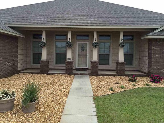2nd image of 939 Cheshire Dr
