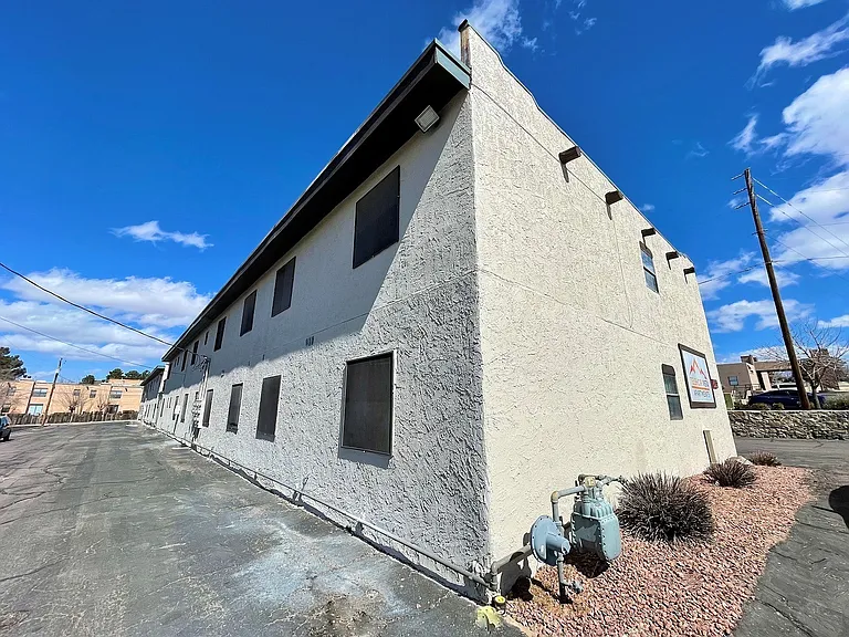 2935 Claude Dove Dr — Photo 3