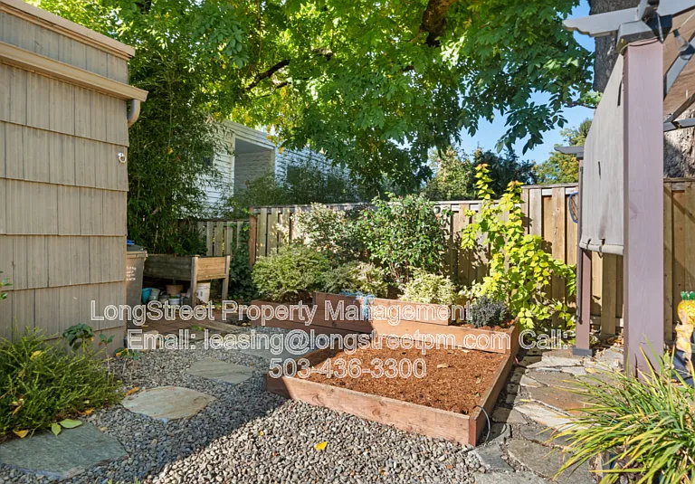 4115 SE Gladstone St — Photo 45