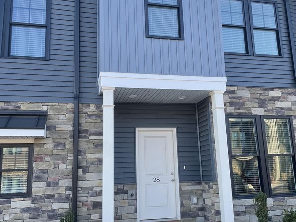 28 High St #1