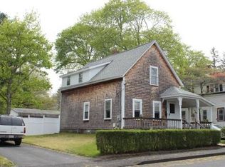 27 Fairview Ave, Taunton, MA 02780