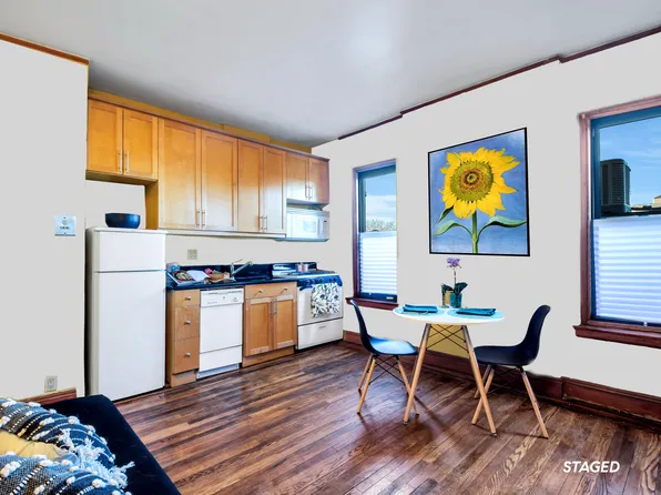 94 Hamilton Place image 1 of 12