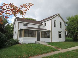 327 N Brown St FLOOR 2, Rhinelander, WI 54501