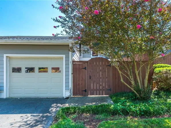 4939 Meadow Ln, Marietta, GA 30068