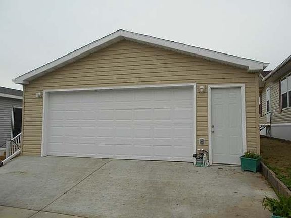 2nd image of 3906 N Valley Loop