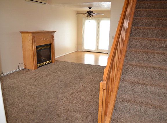 3rd image of 533 Montcliffe Dr