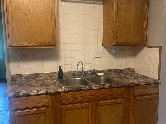 4th image of 312 N Carole Ave #2