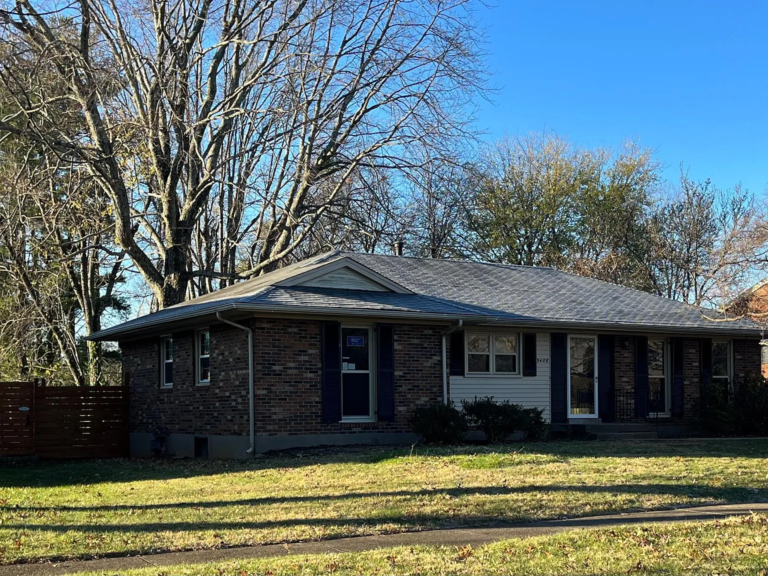 9408 Tiverton Ct — Photo 2