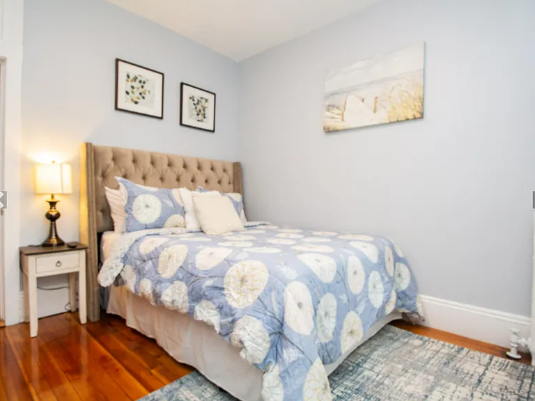636 Washington St #5 — Photo 6