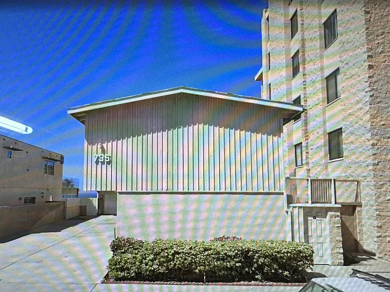735 Esplanade #A — Photo 20