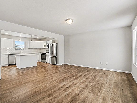5th image of 13710 Oasis Ave