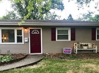 311 Harmony Dr, North Aurora, IL