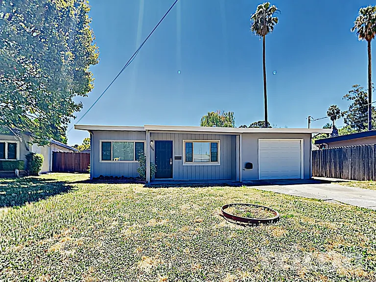 2306 Tennent Ct — Photo 2