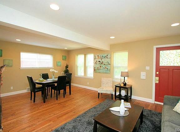 4th image of 3614 Holt Ave