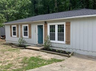 755 Cascade Dr, Forest Park, GA 30297