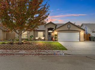 2217 S Virmargo St, Visalia, CA 93292