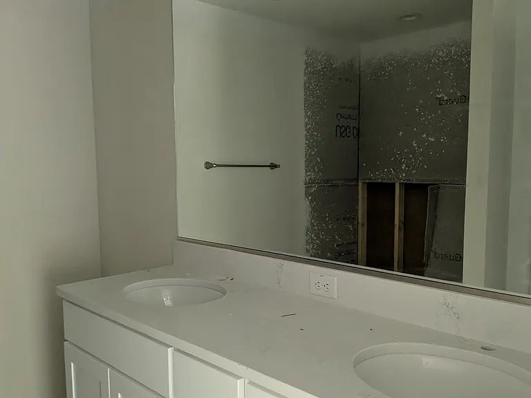 3140 W Juliet Pl — Photo 10